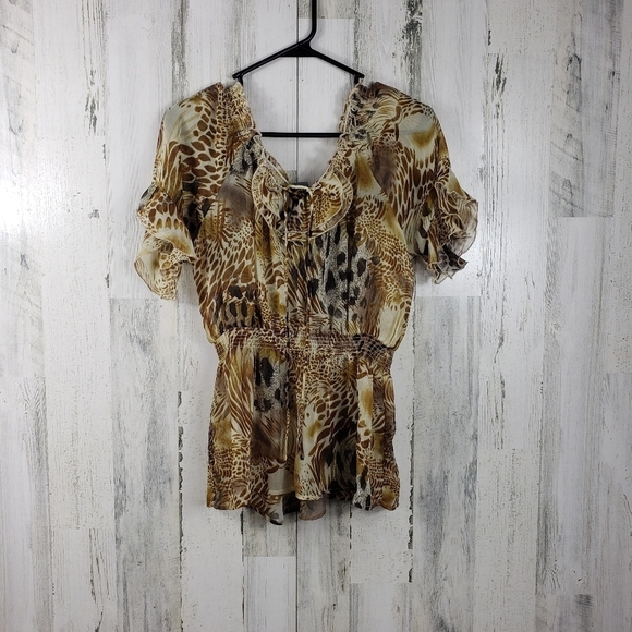 3/$15 dots sheer animal print top women's size medium - Picture 10 of 10